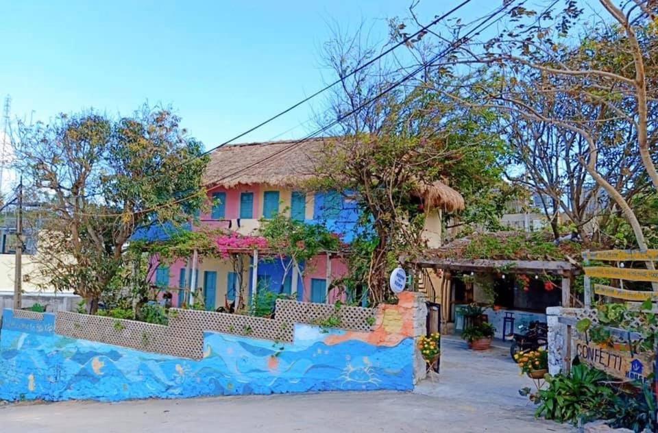 Confetti House 호텔 퀴논 외부 사진